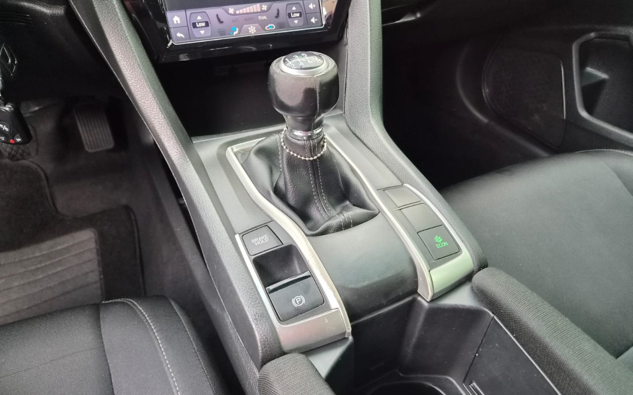 imagem-https://www.socarrao.com.br/sc-vehicle-images-prod/4057362/1790166528005-V2hhdHNBcHAgSW1hZ2UgMjAyNi0wOS0yMiBhdCAxNy4xNC4zNCAoMikuanBlZw.jpeg