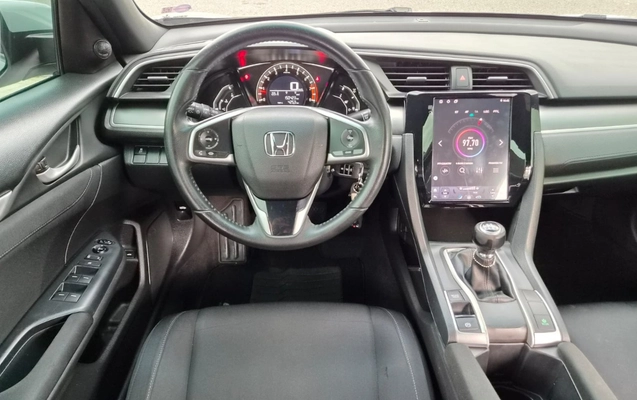 imagem-https://www.socarrao.com.br/sc-vehicle-images-prod/4057362/1790166528330-V2hhdHNBcHAgSW1hZ2UgMjAyNi0wOS0yMiBhdCAxNy4xNC4zNSAoNSkuanBlZw.jpeg
