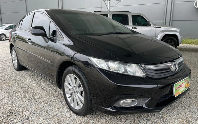 imagem-https://www.socarrao.com.br/sc-vehicle-images-prod/40574/1784637925361-003_03925c6d3cfd7d2c425b7324cc7cd3bf.jpg