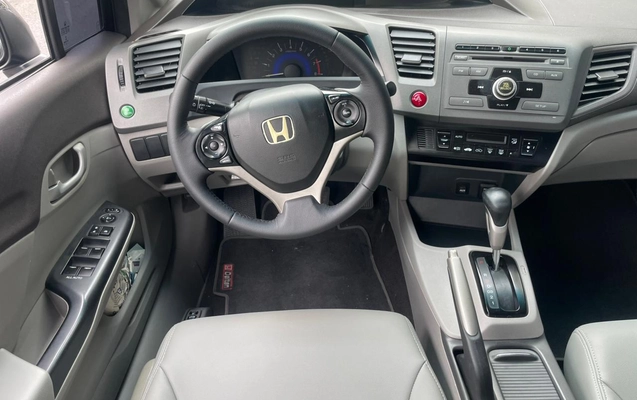imagem-https://www.socarrao.com.br/sc-vehicle-images-prod/40574/1784637925364-003_96ac15e6fd1d225ffe146d89444661c0.jpg