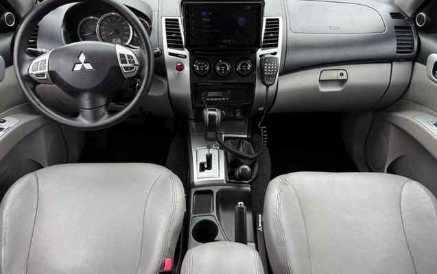 imagem-https://www.socarrao.com.br/sc-vehicle-images-prod/4057445/1790428717016-8503909_6_B_b465fc7a6c.jpeg