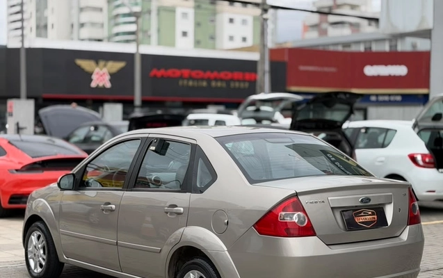 imagem-https://www.socarrao.com.br/sc-vehicle-images-prod/4057517/1790166937605-gb-092d957.jpeg