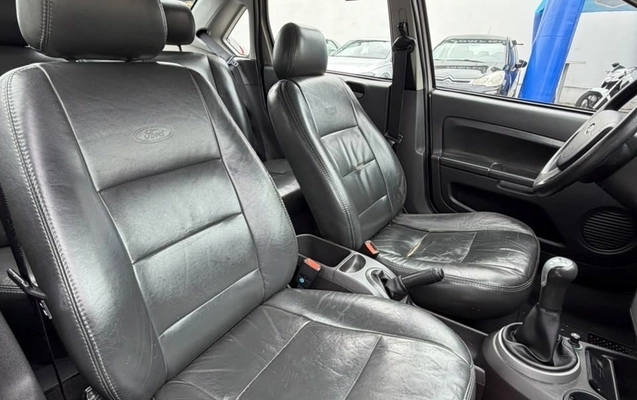 imagem-https://www.socarrao.com.br/sc-vehicle-images-prod/4057517/1790166937614-gb-573ef6b.jpeg