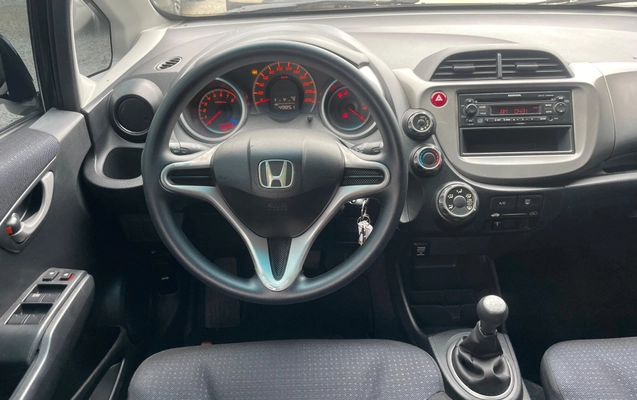 imagem-https://www.socarrao.com.br/sc-vehicle-images-prod/40576/1789646193632-003_b69f72607c778c9f0c92336d49669bf9.jpg