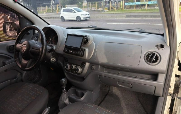 imagem-https://www.socarrao.com.br/sc-vehicle-images-prod/4057625/1790167132443-8495764_7_B_b2bfdb2d84.jpeg