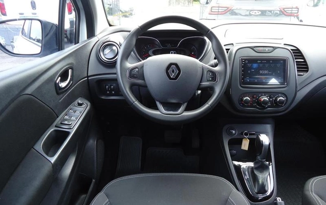 imagem-https://www.socarrao.com.br/sc-vehicle-images-prod/4058010/1791239839036-8503161_9_B_714e7cf27d.jpeg