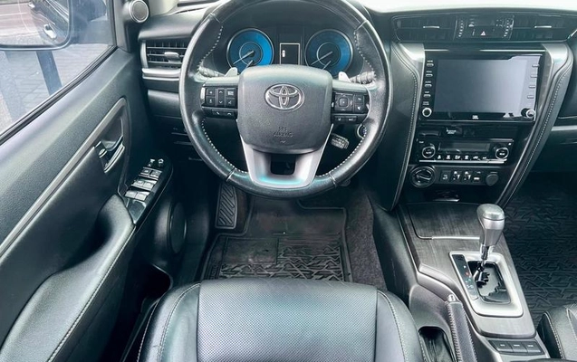 imagem-https://www.socarrao.com.br/sc-vehicle-images-prod/4058267/1790168178506-8343691_15_B_5d913d9f87.jpeg
