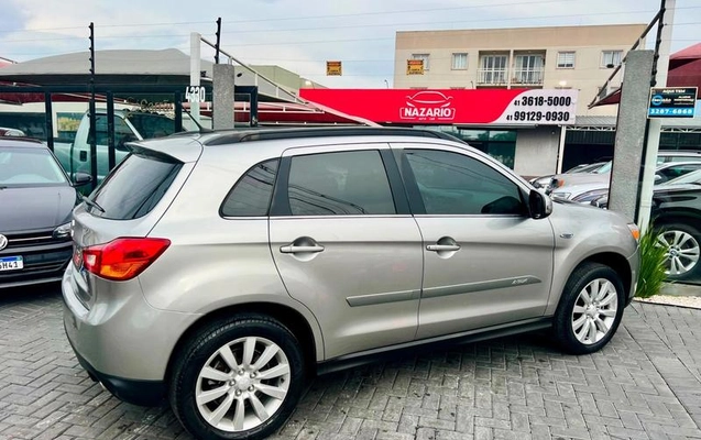 imagem-https://www.socarrao.com.br/sc-vehicle-images-prod/4058269/1790168180001-8362263_8_B_ec08f85e84.jpeg