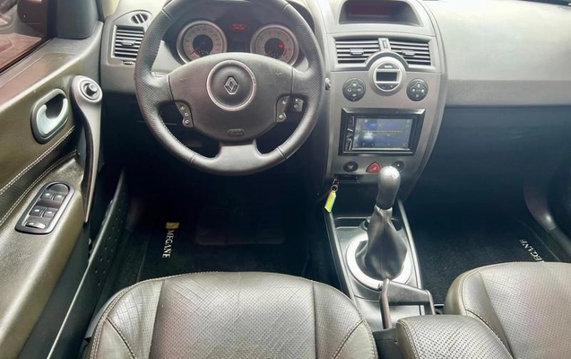 imagem-https://www.socarrao.com.br/sc-vehicle-images-prod/4058270/1790168180807-8439113_14_B_8bd74e0958.jpeg