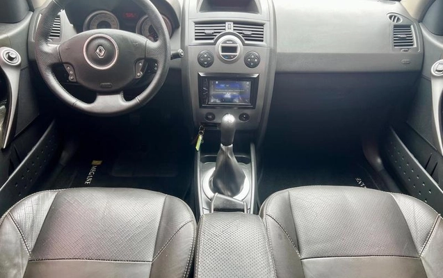 imagem-https://www.socarrao.com.br/sc-vehicle-images-prod/4058270/1790168180809-8439113_15_B_c0bec40e03.jpeg