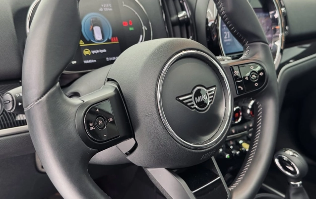 imagem-https://www.socarrao.com.br/sc-vehicle-images-prod/4058394/1790338708339-vehicle_image_1790166344_7a972a802d99168053315ba46c7190fe.jpeg