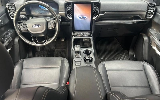 imagem-https://www.socarrao.com.br/sc-vehicle-images-prod/4058412/1790168481832-7972094_7_B_d752c65206.jpeg