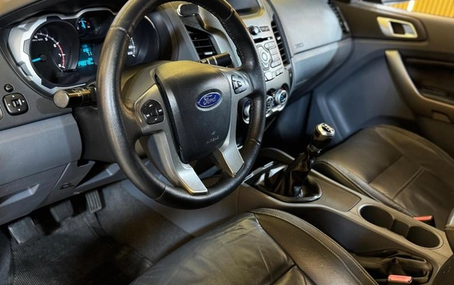 imagem-https://www.socarrao.com.br/sc-vehicle-images-prod/4058463/1790168556500-8451622_12_B_01d1580f82.jpeg
