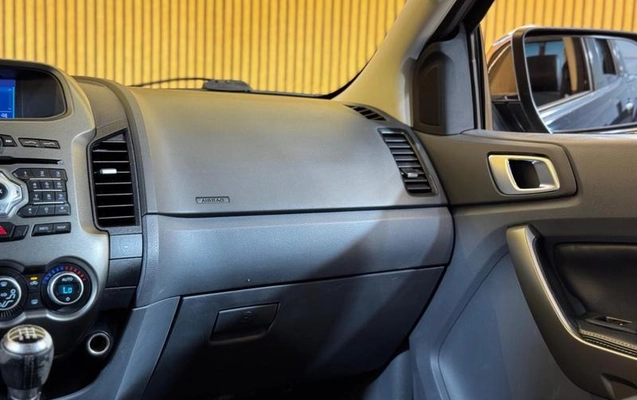 imagem-https://www.socarrao.com.br/sc-vehicle-images-prod/4058463/1790168556511-8451622_18_B_42eabcca11.jpeg