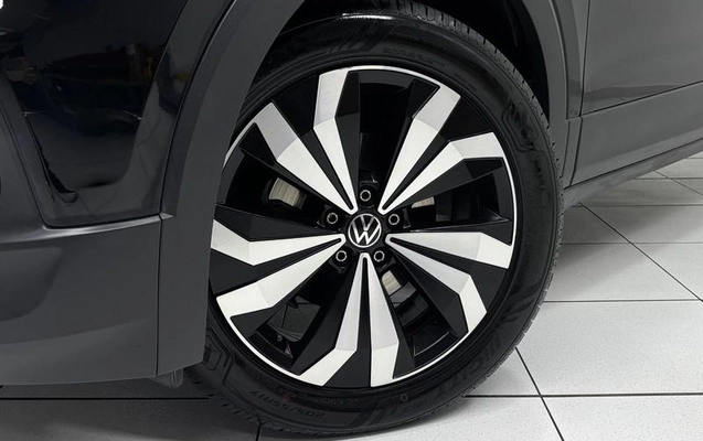 imagem-https://www.socarrao.com.br/sc-vehicle-images-prod/4058511/1790711343895-8504171_9_B_399de6f643.jpeg