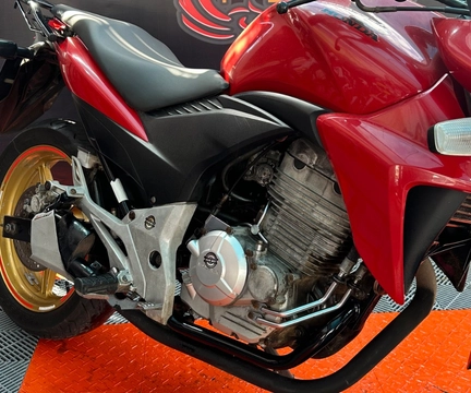 Honda CB 300R/ 300R FLEX 2015 Vermelho — foto 1 de 3