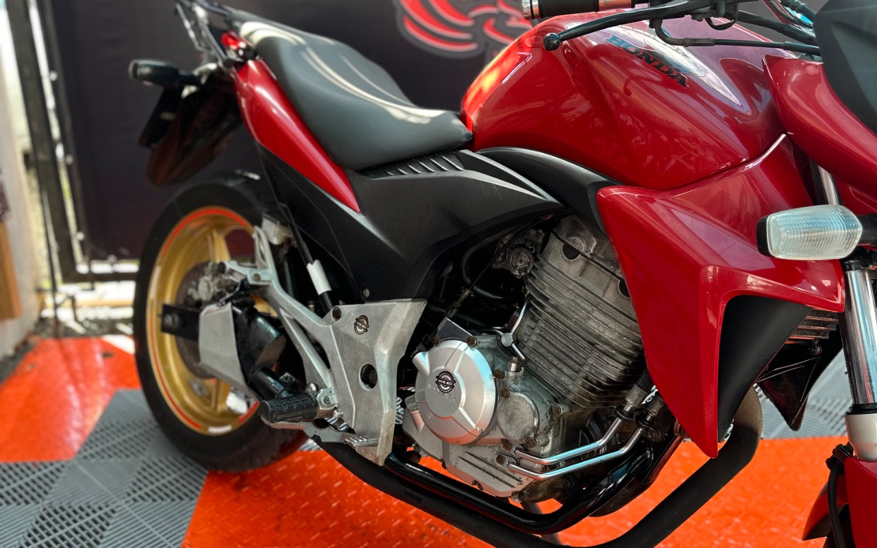 imagem-https://www.socarrao.com.br/sc-vehicle-images-prod/4058644/1790169024666-SU1HXzE5MTguanBlZw.jpeg