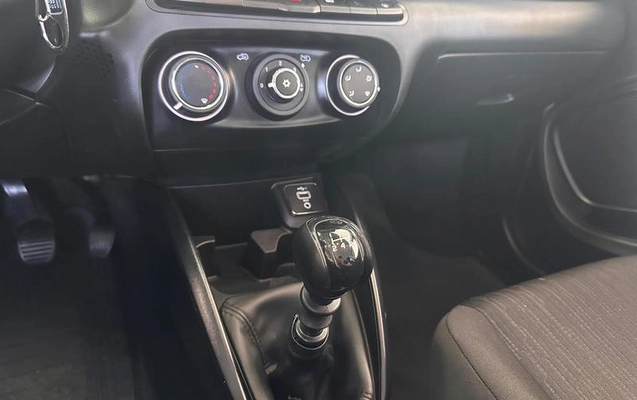imagem-https://www.socarrao.com.br/sc-vehicle-images-prod/4058645/1790169050479-8473044_16_B_d3cccfbe14.jpeg