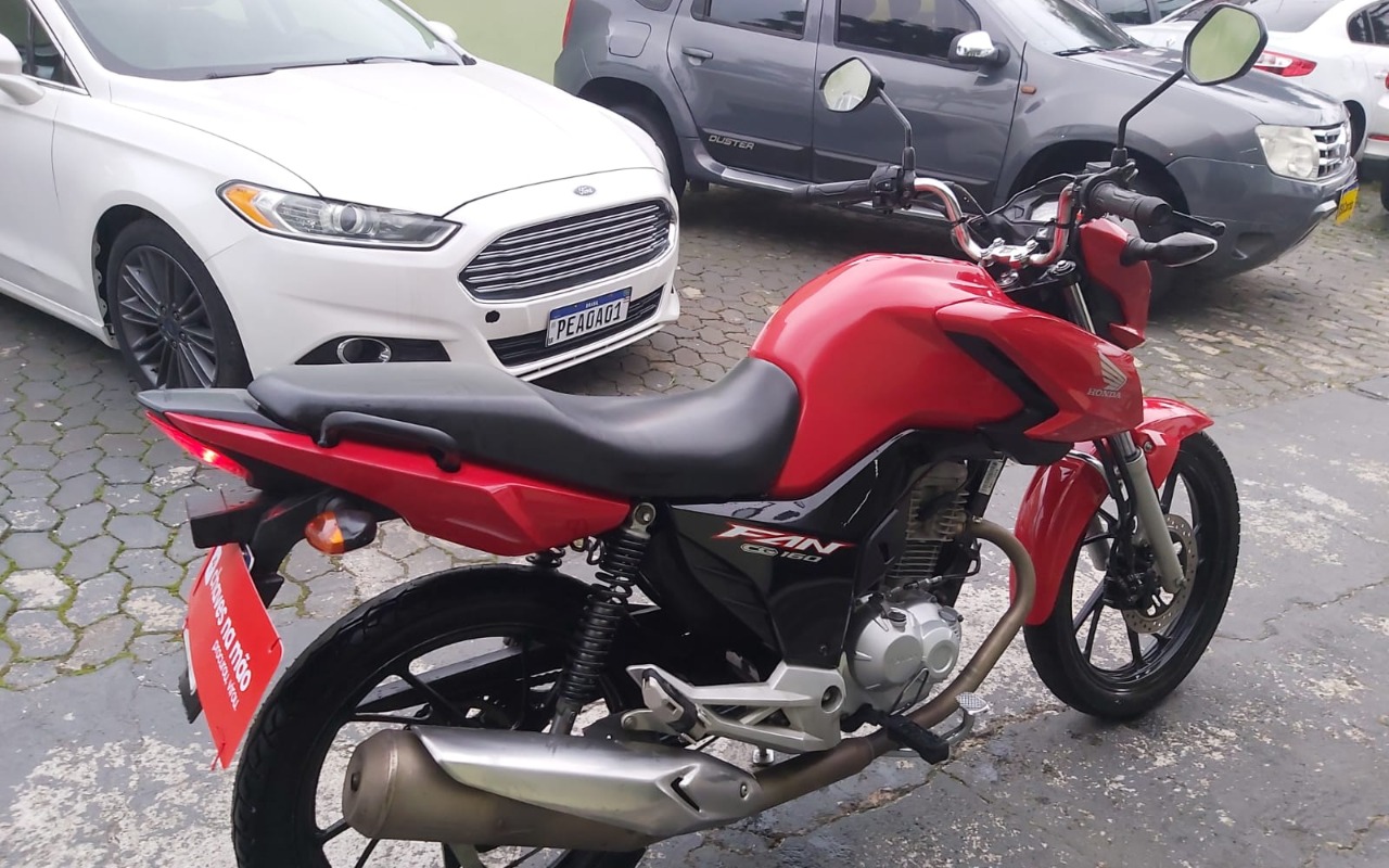 imagem-https://www.socarrao.com.br/sc-vehicle-images-prod/4058833/1790169289153-V2hhdHNBcHAgSW1hZ2UgMjAyNi0wOS0yMyBhdCAxMC4wNi41NiAoMSkuanBlZw.jpeg