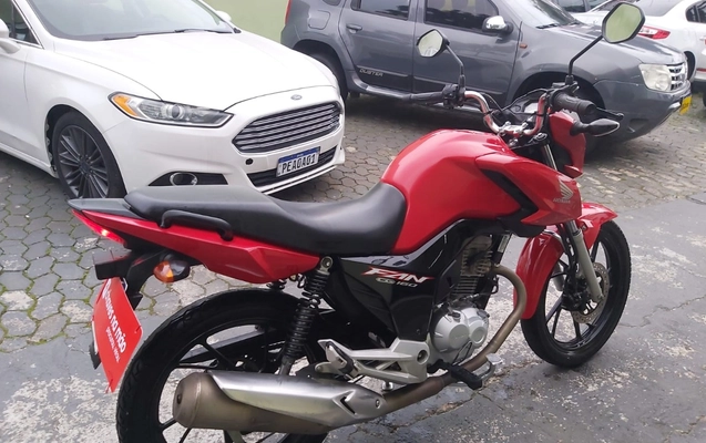 imagem-https://www.socarrao.com.br/sc-vehicle-images-prod/4058833/1790169289153-V2hhdHNBcHAgSW1hZ2UgMjAyNi0wOS0yMyBhdCAxMC4wNi41NiAoMSkuanBlZw.jpeg