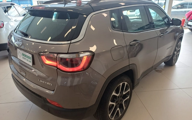 imagem-https://www.socarrao.com.br/sc-vehicle-images-prod/4058873/1790169338676-vehicle_image_1790169260_1f9660cf28c3a718b24f7f5d4ecf385f.jpeg