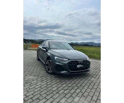 Audi A3 2025 Cinza — foto 1 de 3