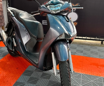 Honda SH 150i/DLX 2021 Cinza — foto 1 de 3