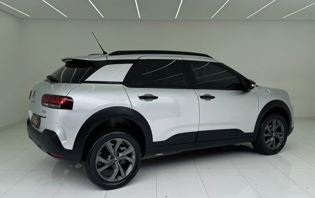 imagem-https://www.socarrao.com.br/sc-vehicle-images-prod/4059059/1790169752408-vehicle_image_1790166679_7a1a5290ab56c39c258e08e97357844f.jpeg
