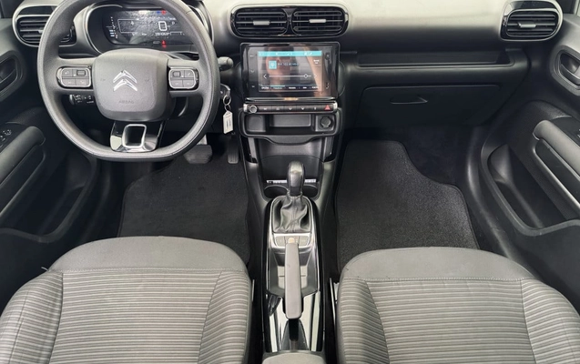imagem-https://www.socarrao.com.br/sc-vehicle-images-prod/4059059/1790169752415-vehicle_image_1790166691_47bcc887076b745474e0d5e5c4c1c31b.jpeg