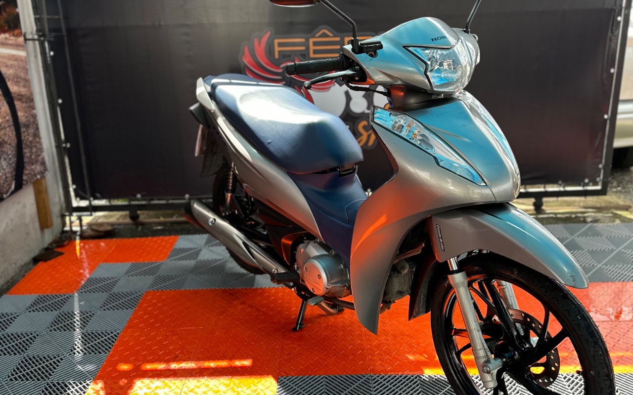 imagem-https://www.socarrao.com.br/sc-vehicle-images-prod/4059249/1790170157780-SU1HXzE4MTcuanBlZw.jpeg