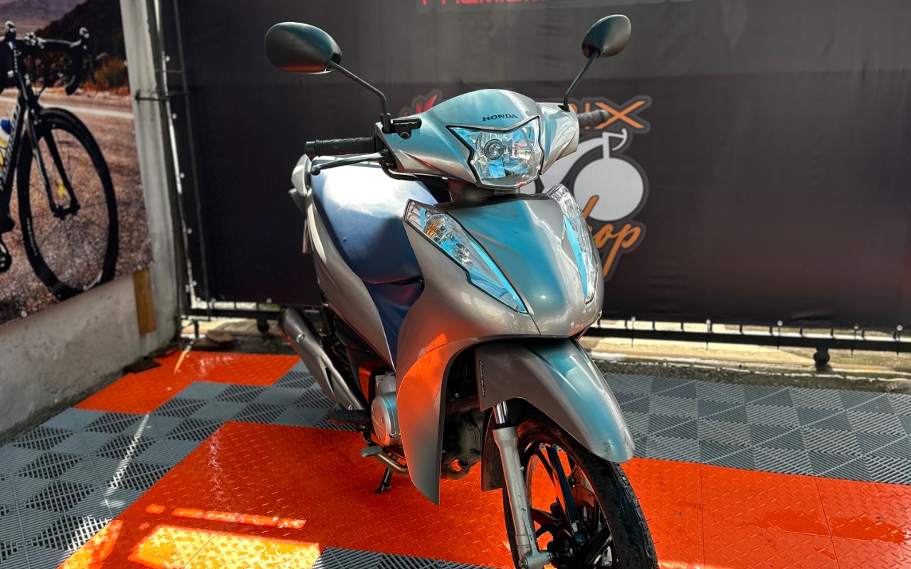 imagem-https://www.socarrao.com.br/sc-vehicle-images-prod/4059249/1790170157958-SU1HXzE4MTUuanBlZw.jpeg