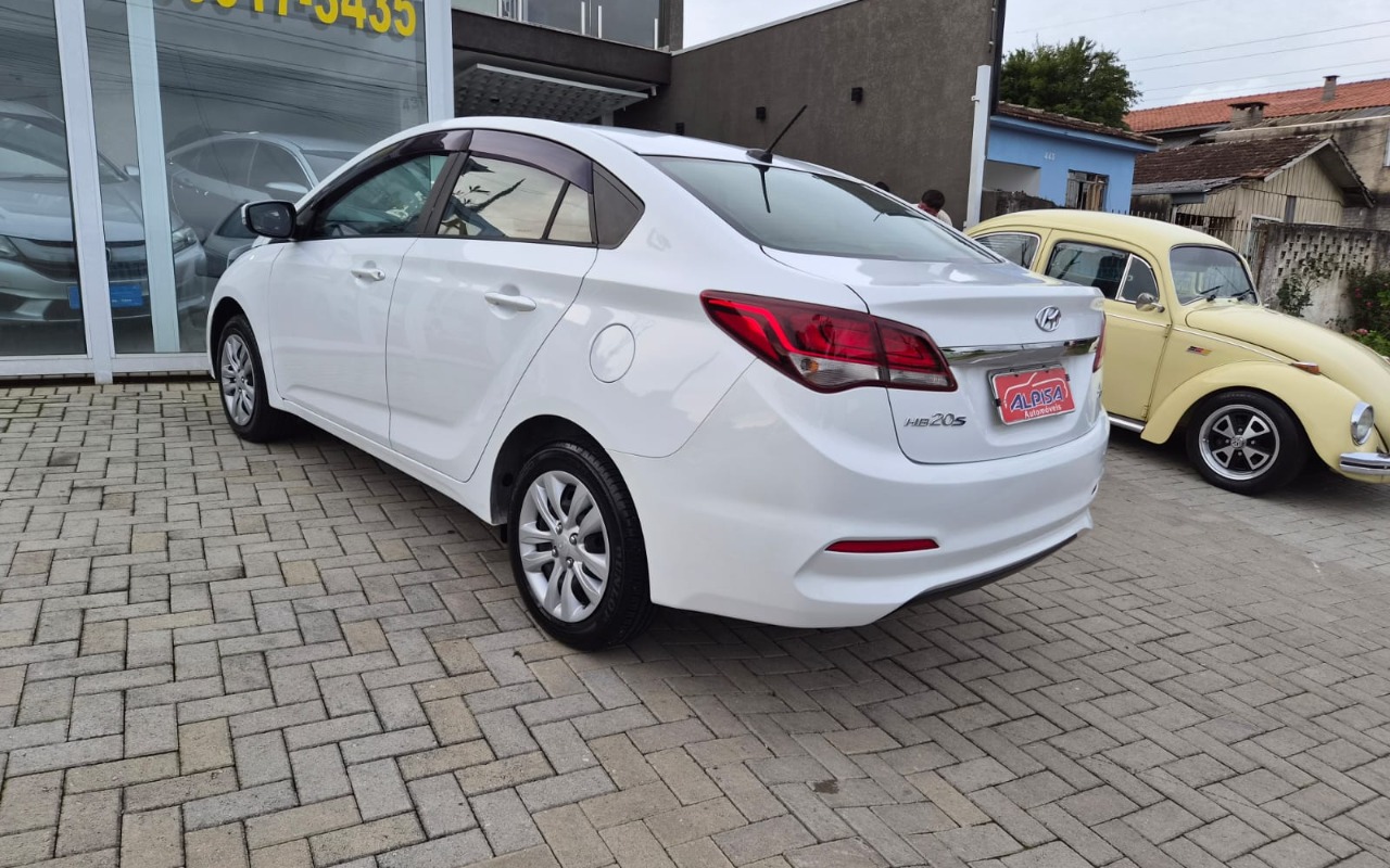 imagem-https://www.socarrao.com.br/sc-vehicle-images-prod/4059254/1790170243209-V2hhdHNBcHAgSW1hZ2UgMjAyNi0wOS0yMiBhdCAxOC4wMy4yMSAoMykuanBlZw.jpeg