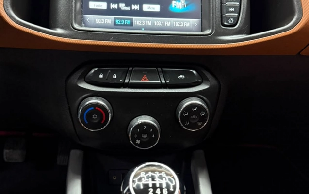 imagem-https://www.socarrao.com.br/sc-vehicle-images-prod/4059542/1790170806248-AbbQDycCC2lhu3GOhXUHlPJvgfwIVsy1.jpg