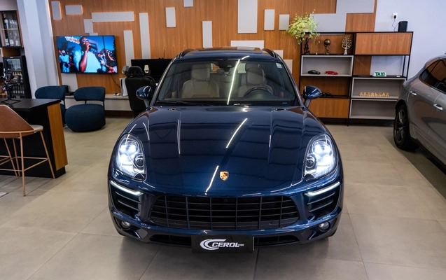 imagem-https://www.socarrao.com.br/sc-vehicle-images-prod/4059674/1790171244659-4_040519.jpg