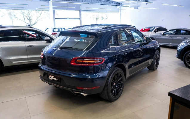 imagem-https://www.socarrao.com.br/sc-vehicle-images-prod/4059674/1790171244662-2_040519.jpg