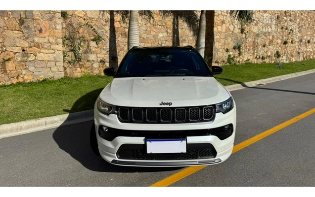 imagem-https://www.socarrao.com.br/sc-vehicle-images-prod/4059697/1790171257762-12_094007.jpg