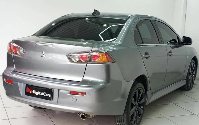imagem-https://www.socarrao.com.br/sc-vehicle-images-prod/4059889/1790260719788-8435995_13_B_ca5208915b.jpeg