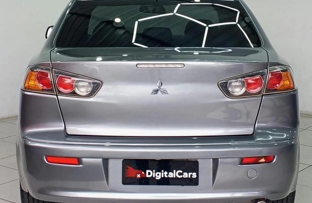 imagem-https://www.socarrao.com.br/sc-vehicle-images-prod/4059889/1790260719790-8435995_8_B_6539e3c3c7.jpeg