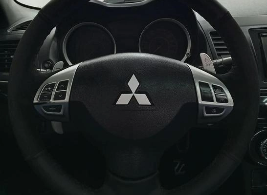 imagem-https://www.socarrao.com.br/sc-vehicle-images-prod/4059889/1790260719805-8435995_15_B_4a80e17699.jpeg