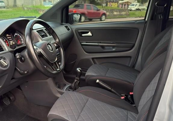 imagem-https://www.socarrao.com.br/sc-vehicle-images-prod/4060053/1792069682814-8503270_1_B_83562b99ed.jpeg