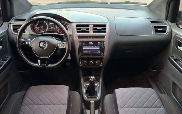 imagem-https://www.socarrao.com.br/sc-vehicle-images-prod/4060053/1792069682819-8503270_3_B_c9d8789ab3.jpeg