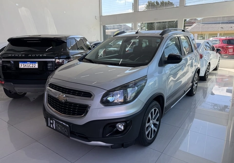 Chevrolet Spin 2017 Prata — foto 1 de 3