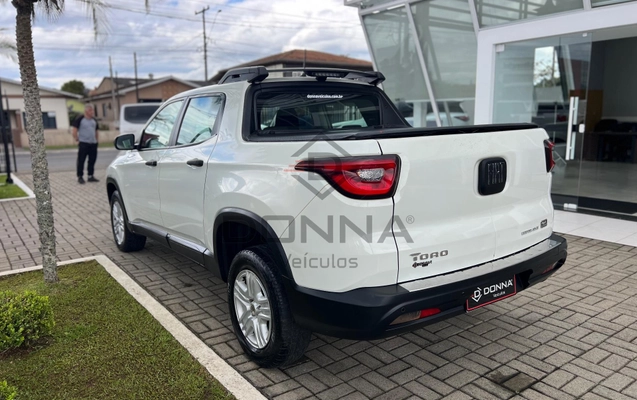imagem-https://www.socarrao.com.br/sc-vehicle-images-prod/4060057/1790171698941-578b08bdbd6e471b8408fabf2ed62cd5_1789590181078.jpg