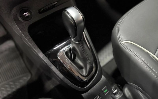 imagem-https://www.socarrao.com.br/sc-vehicle-images-prod/4060066/1790171784814-8504500_10_B_91fc3aa7cc.jpeg