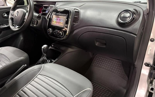 imagem-https://www.socarrao.com.br/sc-vehicle-images-prod/4060066/1790171784817-8504500_12_B_50d8dc6f34.jpeg