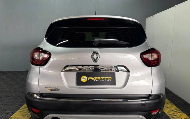 imagem-https://www.socarrao.com.br/sc-vehicle-images-prod/4060066/1790171784821-8504500_4_B_8f7a048c75.jpeg