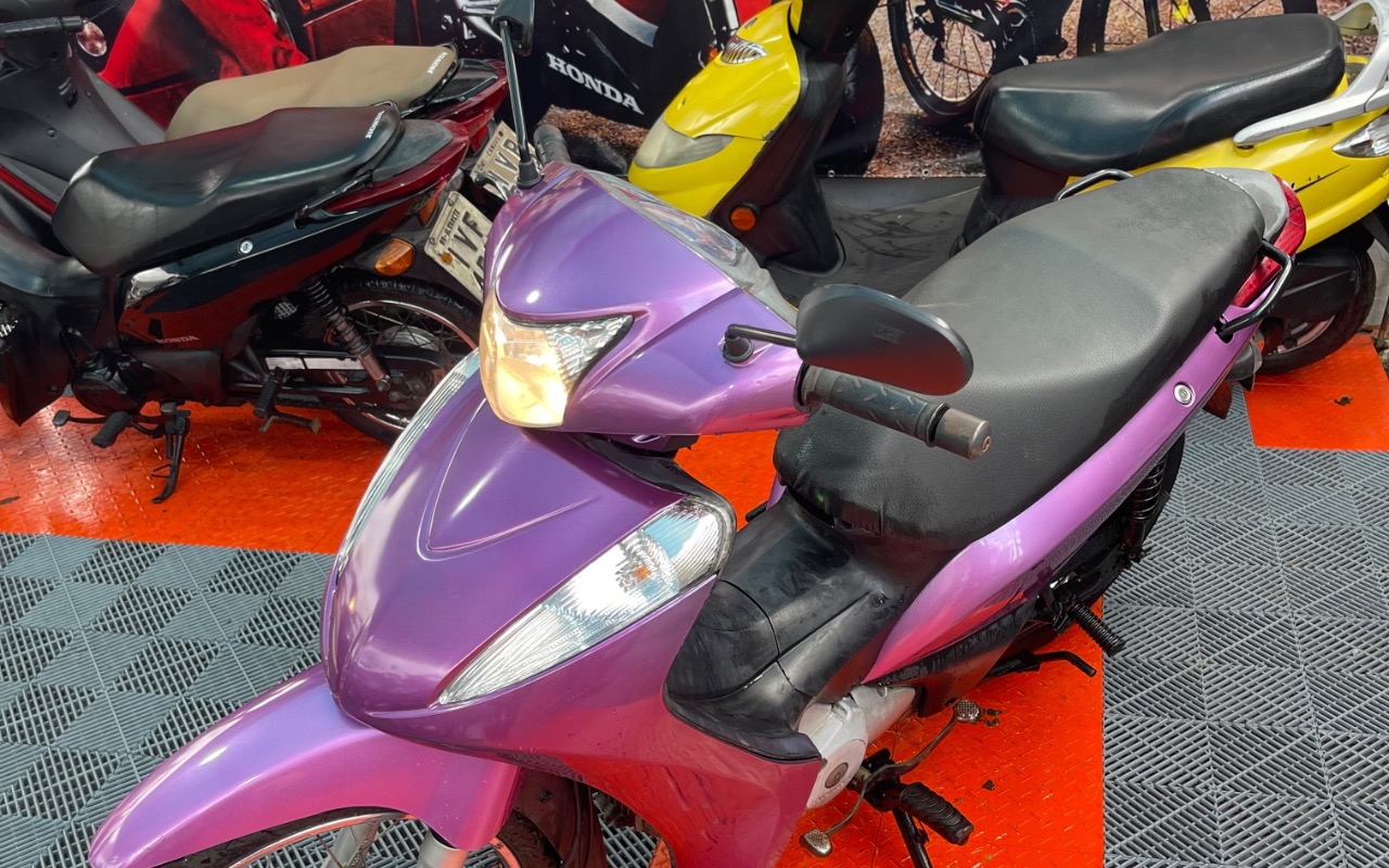 imagem-https://www.socarrao.com.br/sc-vehicle-images-prod/4060068/1790171812586-MTVmNWQ2ZjAtMDg4Ni00ZjFiLTlkNTAtNWE5Y2E3MGE1ZWNiLmpwZWc.jpeg
