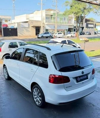 imagem-https://www.socarrao.com.br/sc-vehicle-images-prod/4060069/1790172133771-7772739_13_B_f8cc67938a.jpeg