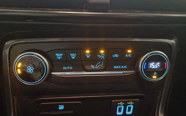 imagem-https://www.socarrao.com.br/sc-vehicle-images-prod/4060075/1790172000493-8482658_15_B_4d5728a6f3.jpeg