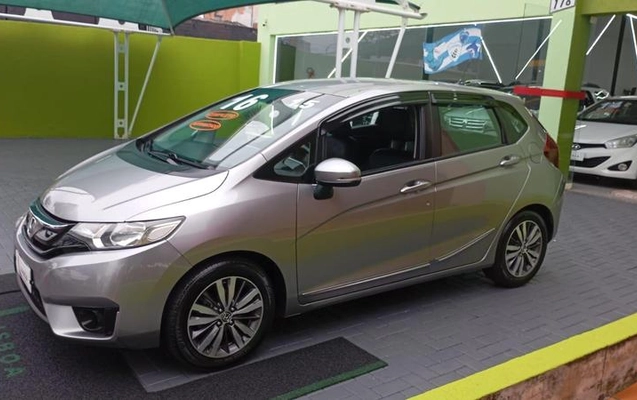 imagem-https://www.socarrao.com.br/sc-vehicle-images-prod/4060078/1790172038291-8482370_2_B_deb04cd819.jpeg